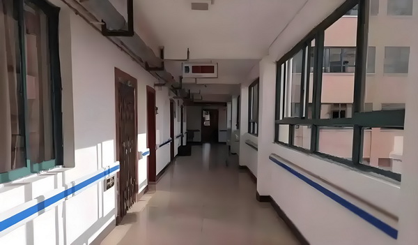 深圳申请户口条件_董璇谈2任丈夫：从没想过会和高云翔离婚，张维伊敢娶我很勇敢 王薇低质过&曾对容有量的C内